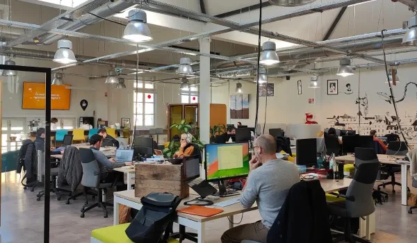 Photo de l'espace de travail partagé Le TAF Café